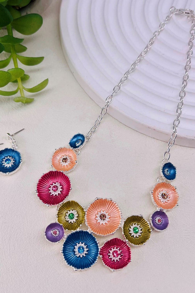 Millie Circle Flower Necklace & Earring Set