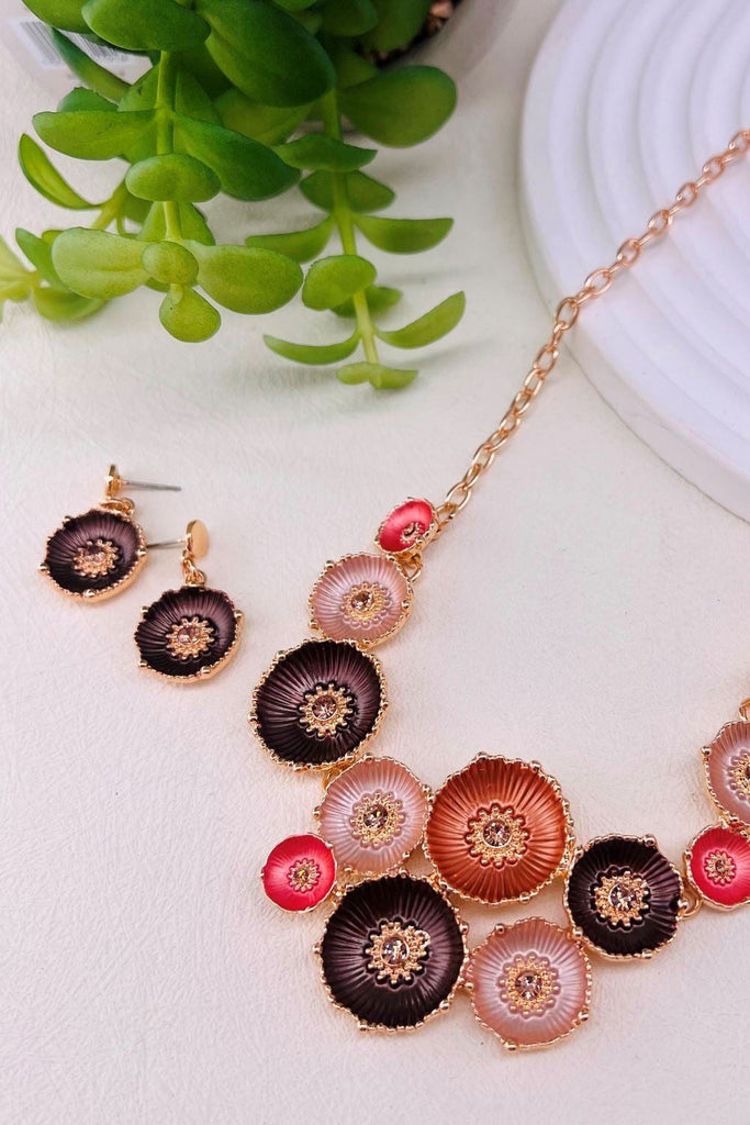 Millie Circle Flower Necklace & Earring Set