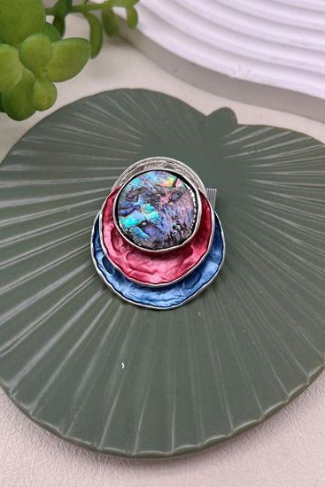 Kyla Overlapping Circle Magnetic Brooch
