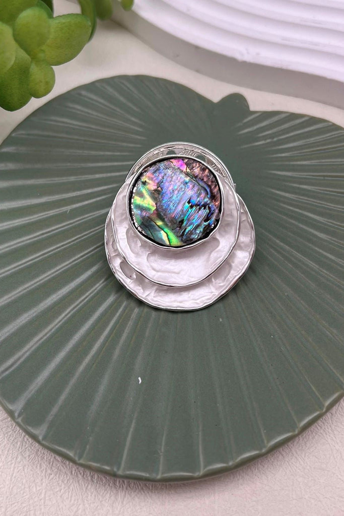 Kyla Overlapping Circle Magnetic Brooch