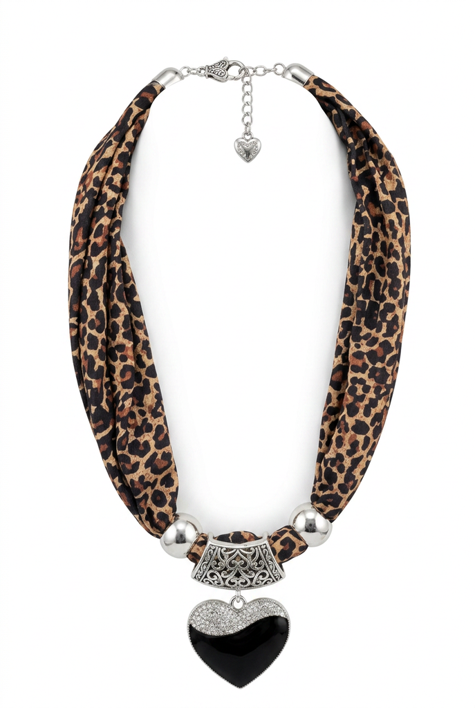 Cassie Heart Pendant Scarf