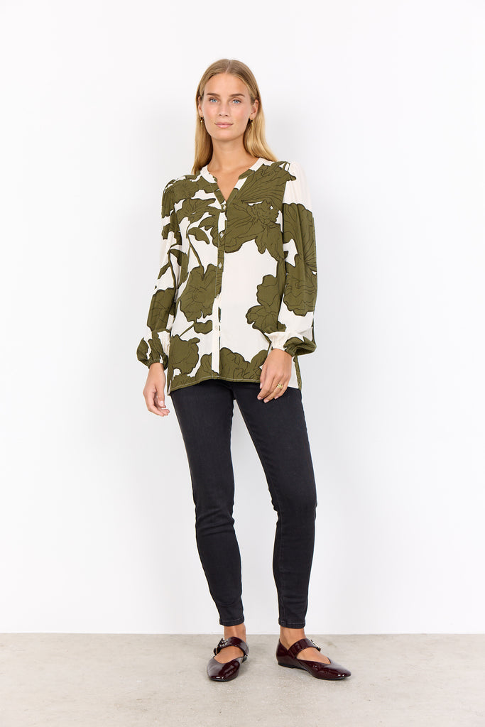 Vigdis Notch Neck Shirt