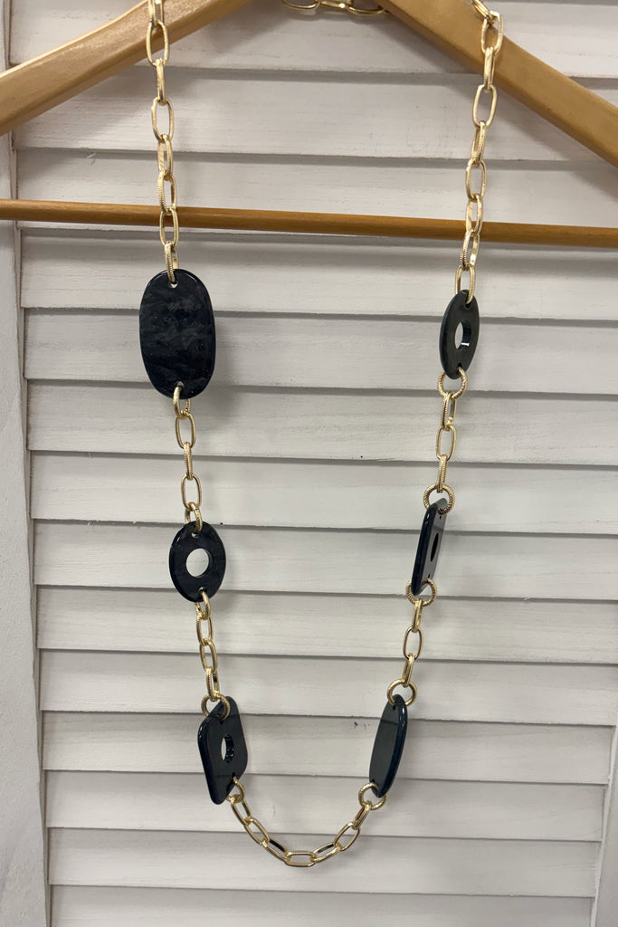 Noreen Statement Geometric Necklace