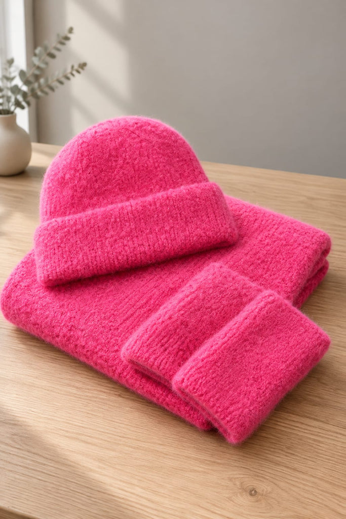Beau Bouclé Hat Scarf and Mittens Set