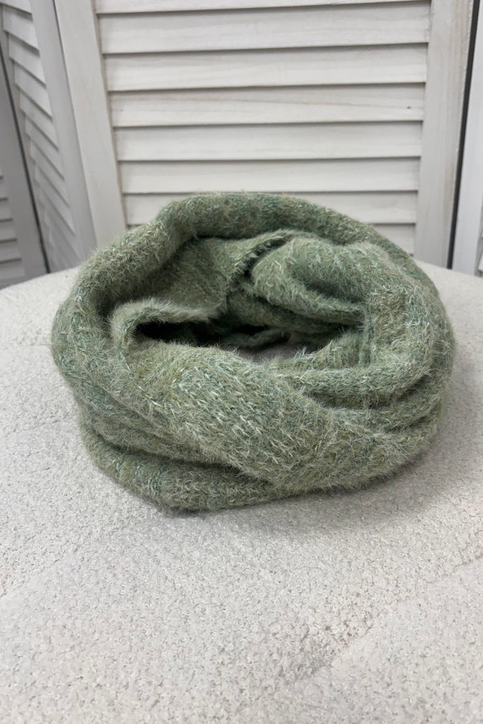 Harper Cable Knit Snood