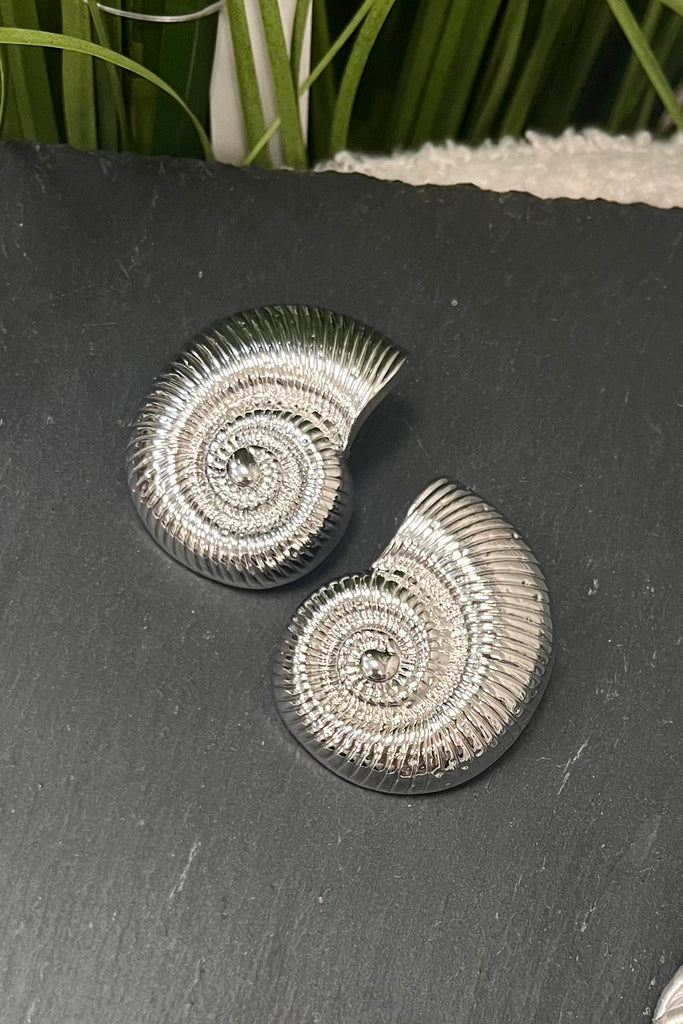 Sara Statement Shell Set