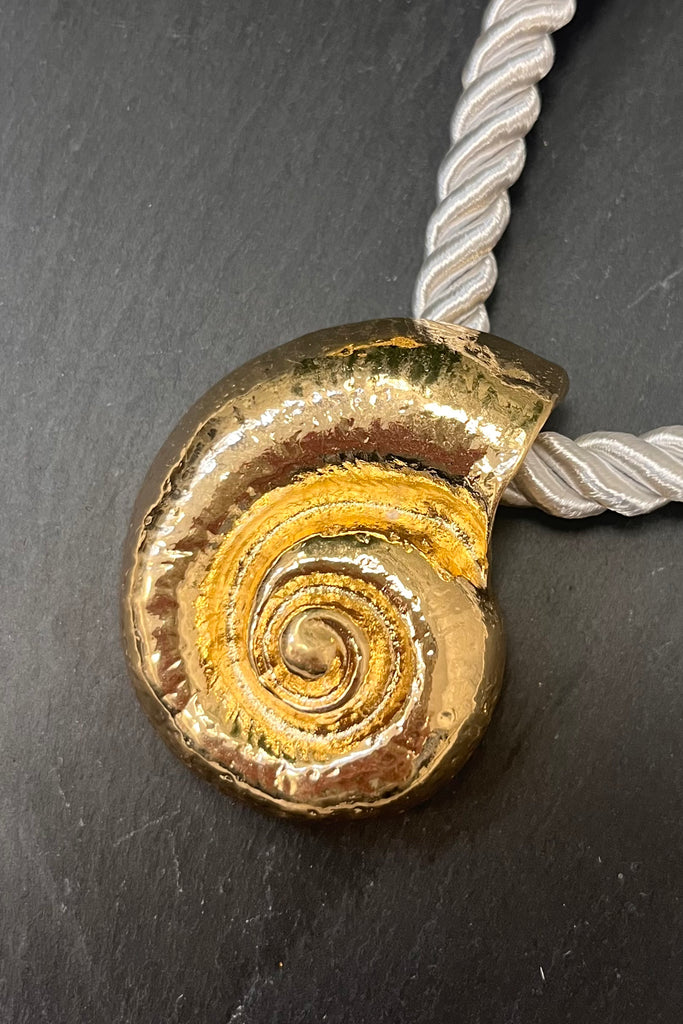 Sara Statement Shell Set