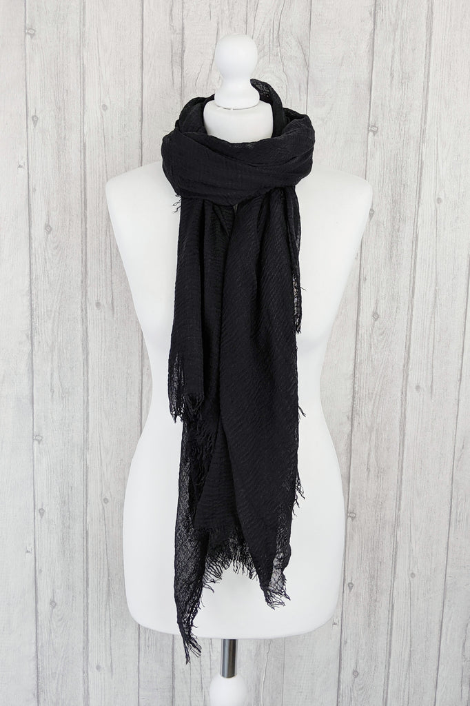 Sarina Frayed Hem Crinkle Scarf