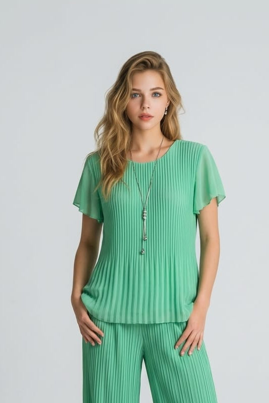 Lana Pleat Detail Short Sleeve Top