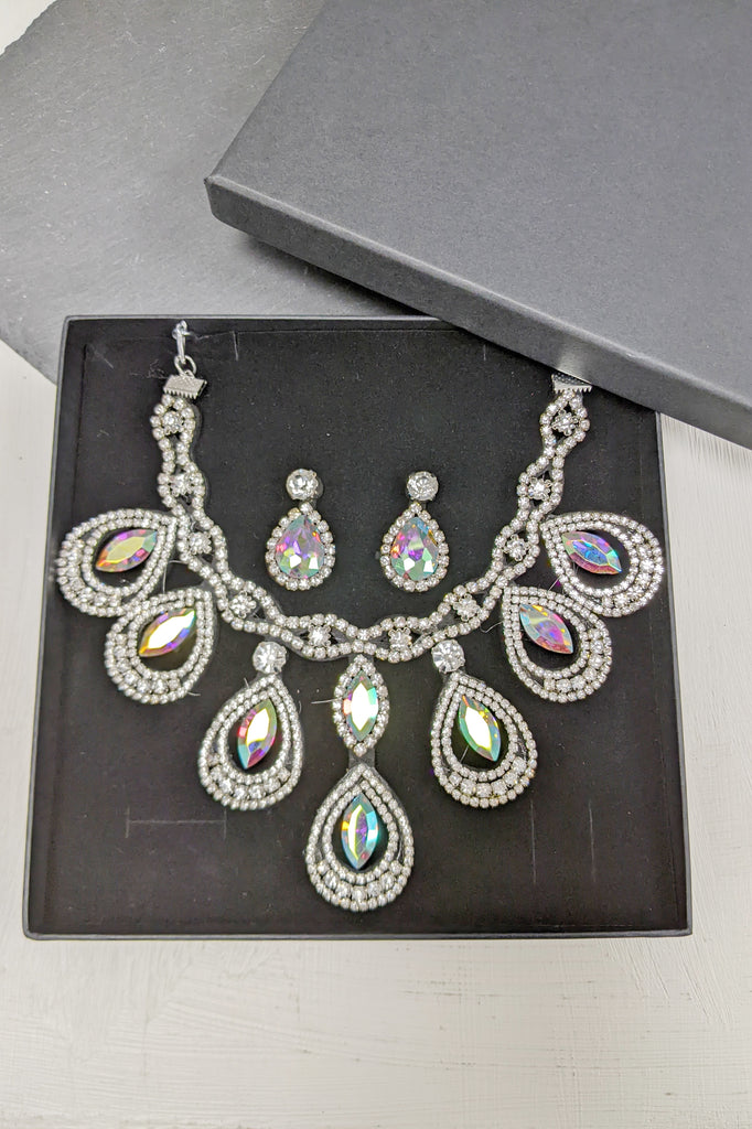 Simone Tear Drop Gem Set