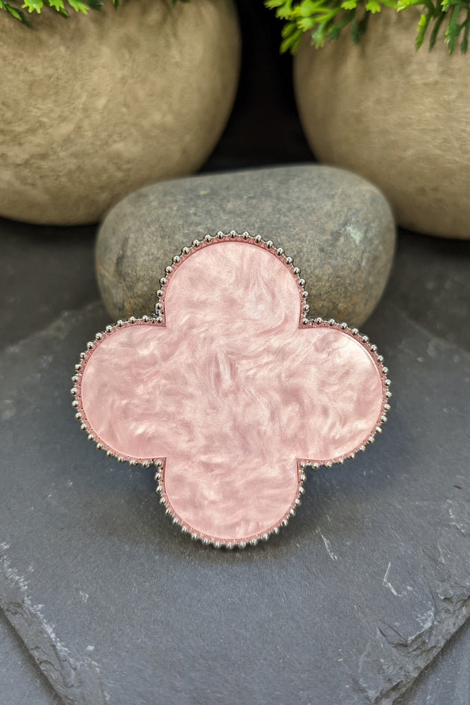 Evelyn Clover Magnetic Brooch