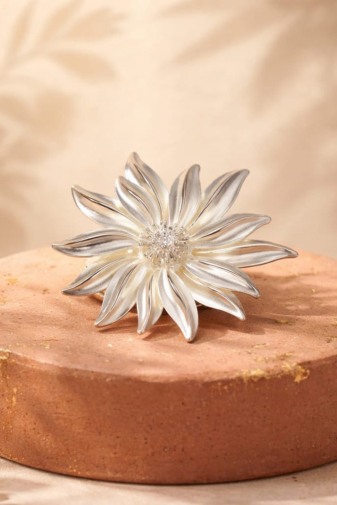 Tiana Floral Brooch