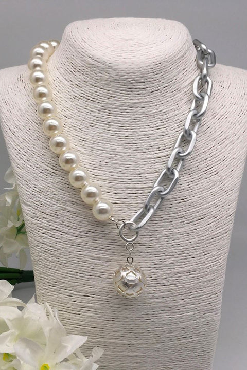 Zuri Pearl & Chain Necklace