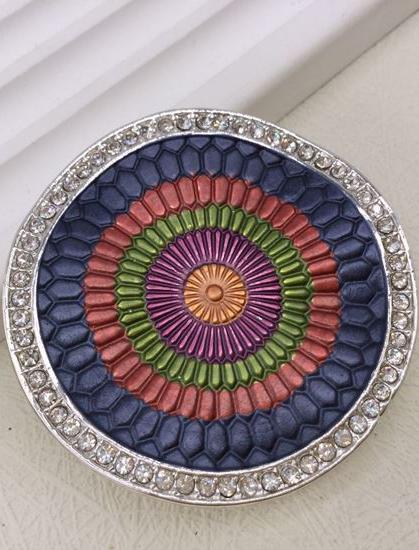 Kim Kaleidoscope Magnetic Brooch