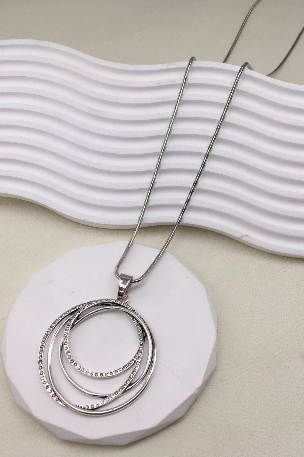 Jemima Intertwining Circle Necklace