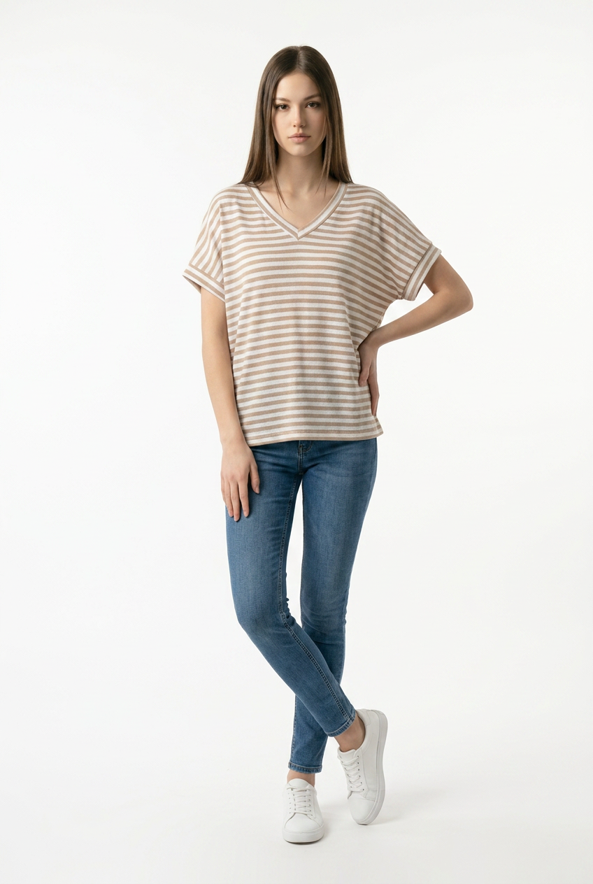 Laina Classic V-Neck Stripe Tee