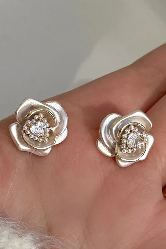 Mira Flower Earrings