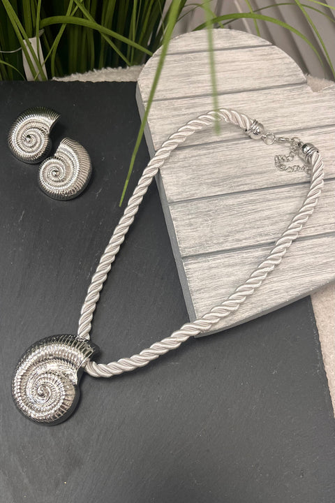 Sara Statement Shell Set