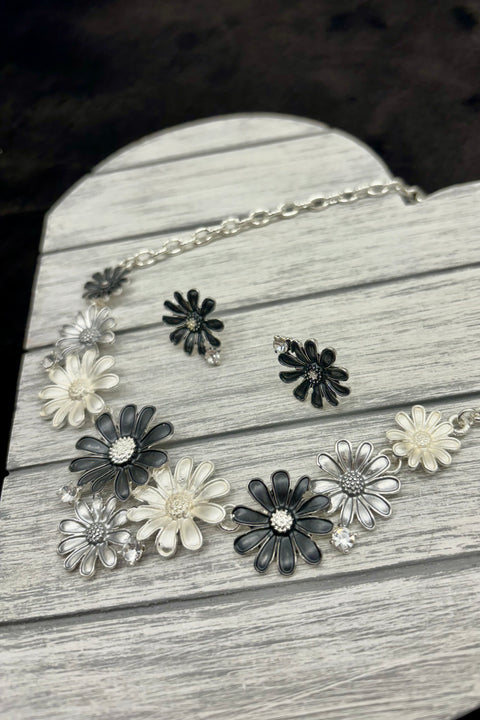 Linsay Floral Silver Necklace Set