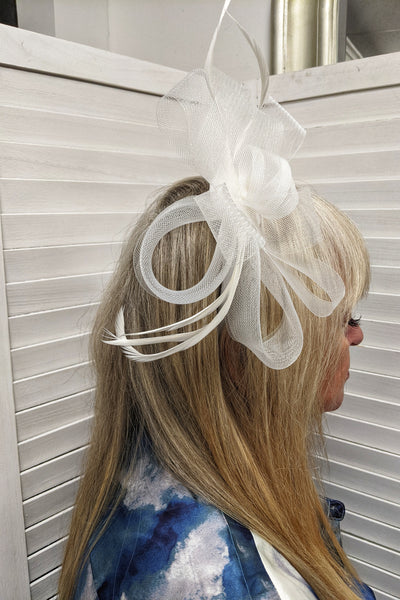 Olina Bow & Feather Hair Fascinator