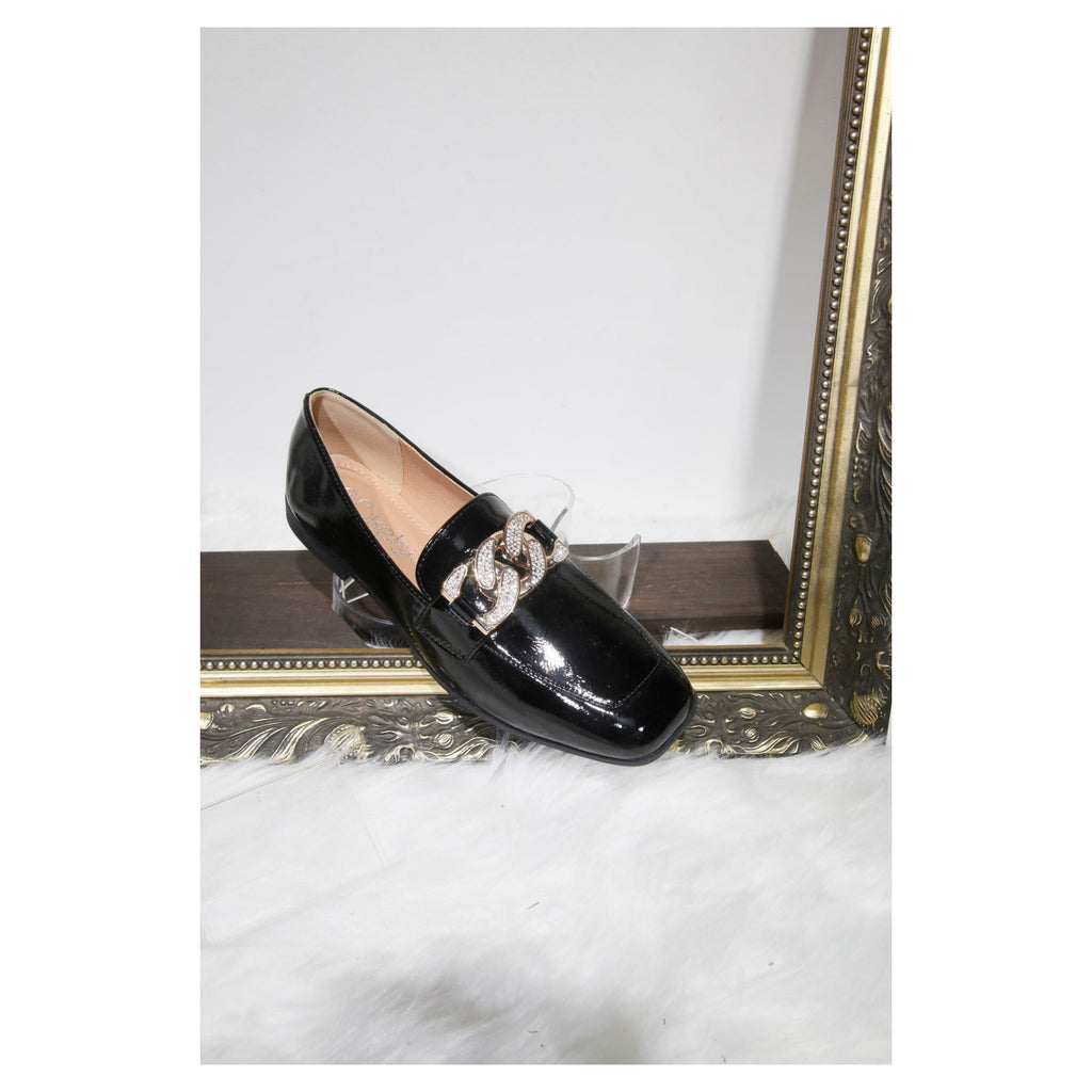 Link detail 2025 patent leather loafers