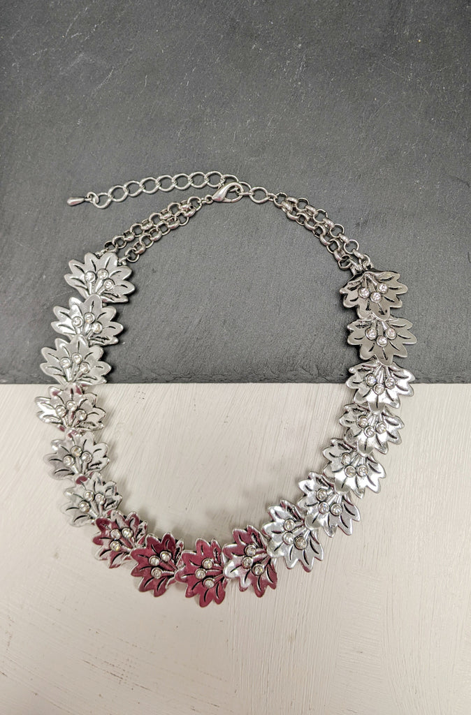 Maren Flower Collar Necklace